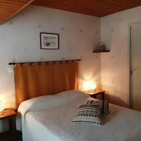 Escale Pontilabienne Bed & Breakfast