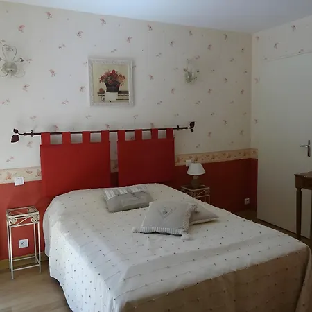 Escale Pontilabienne 3*