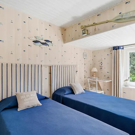 Escale Pontilabienne Bed and Breakfast 3*