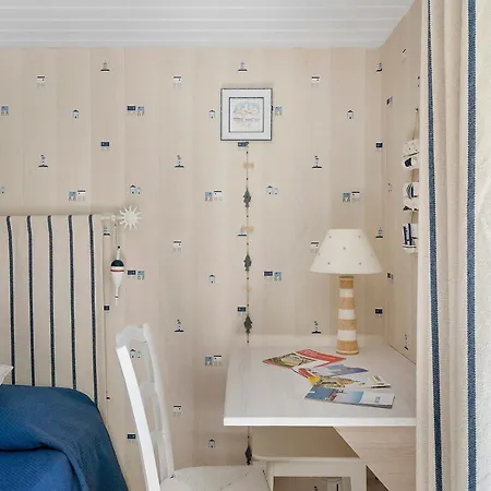 Escale Pontilabienne Bed and Breakfast