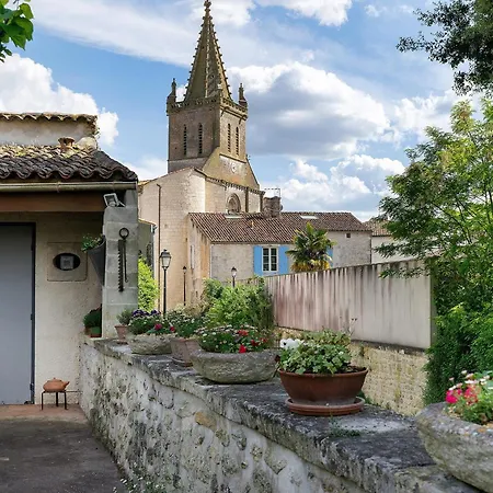 Escale Pontilabienne Bed and Breakfast